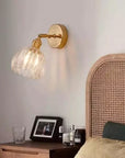 BloomGlow - Retro Flower-Shaped Wall Lamp